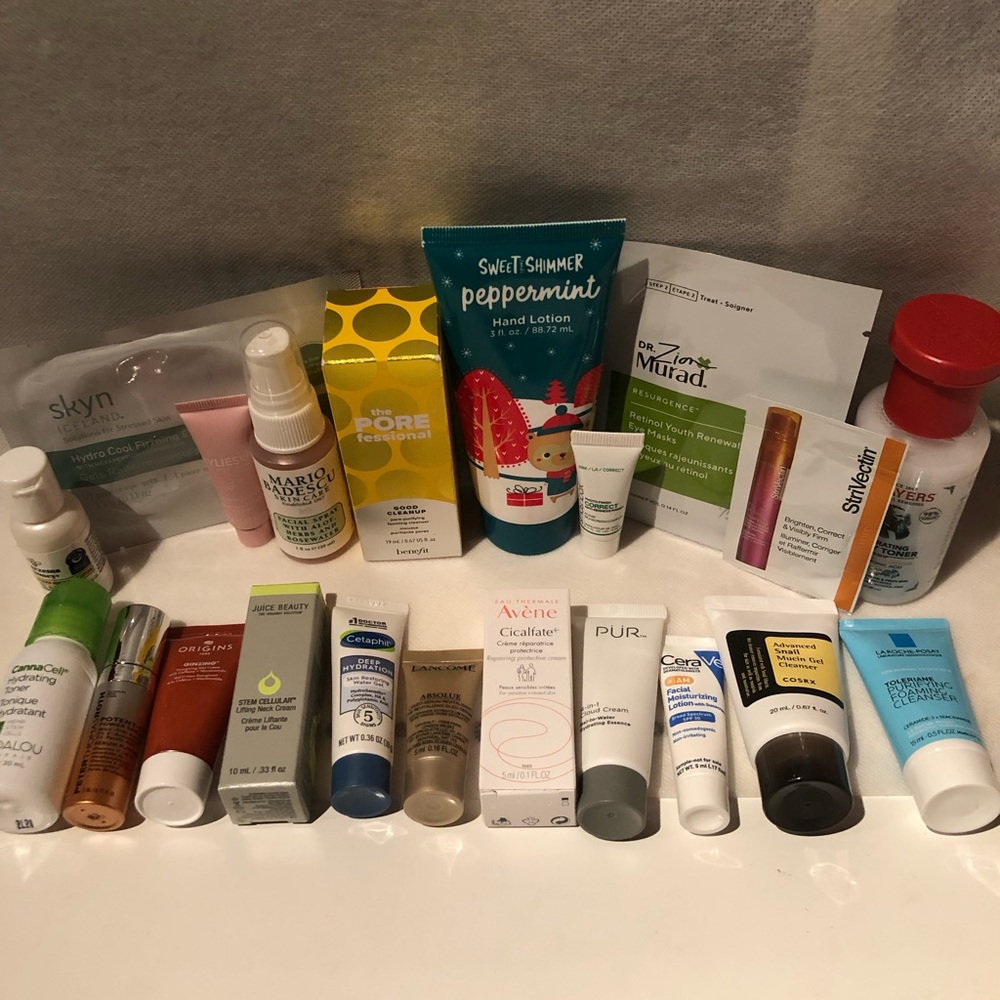 NWT in box 23 piece Luxury skincare set to cleanse, moisturize and treat